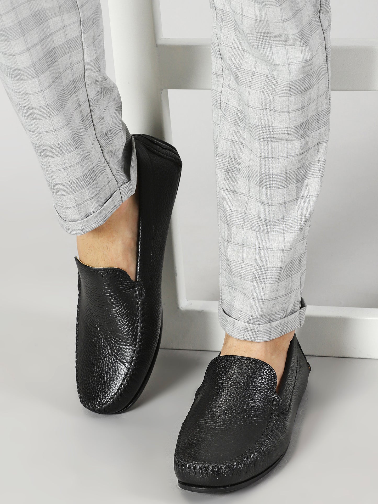 European Full-Grain Milled Leather Loafers